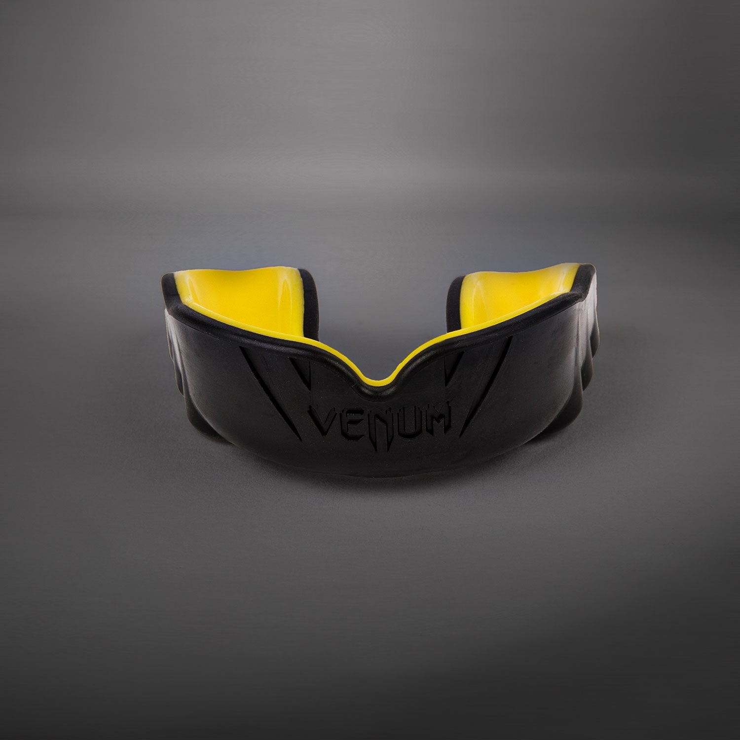 Venum Challenger Mouthguard - Adult - Multiple Colours - Image 5