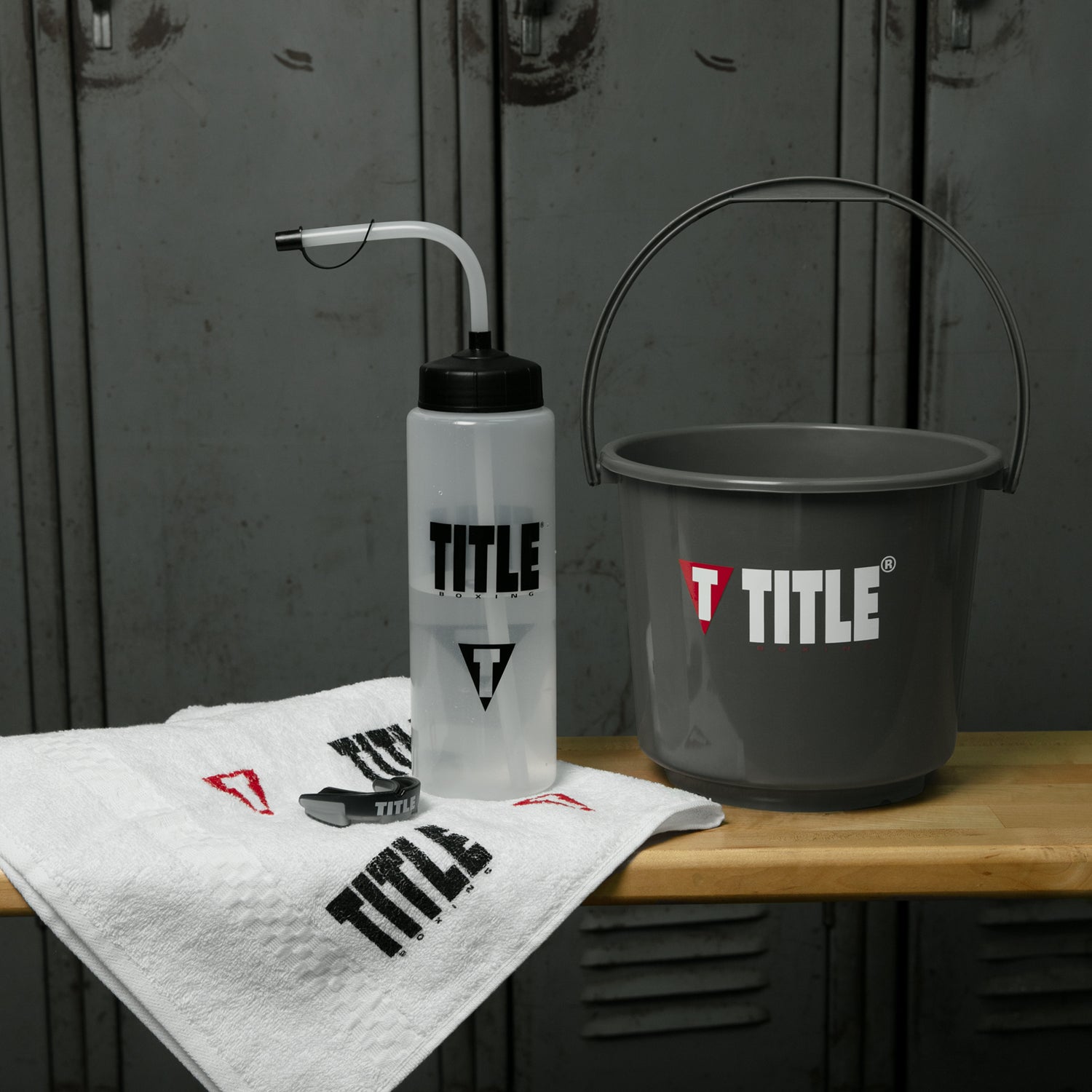 TITLE Boxing 5 Quart Corner Spit Bucket - Image 2
