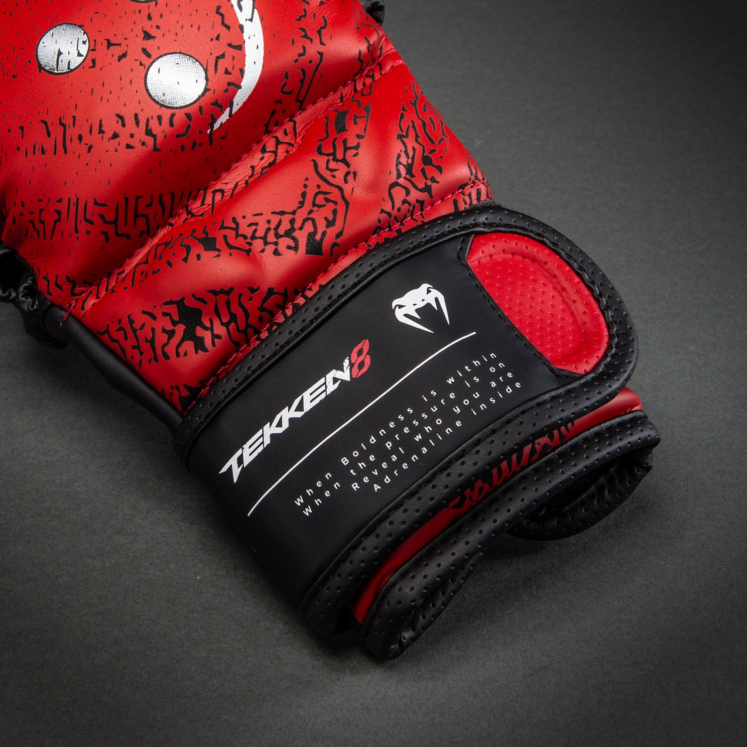 Venum x TEKKEN 8 MMA Sparring Gloves - Kazuya - Red/Black - Image 3